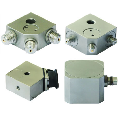 Tri-Axia Piezoelectric Accelerometer